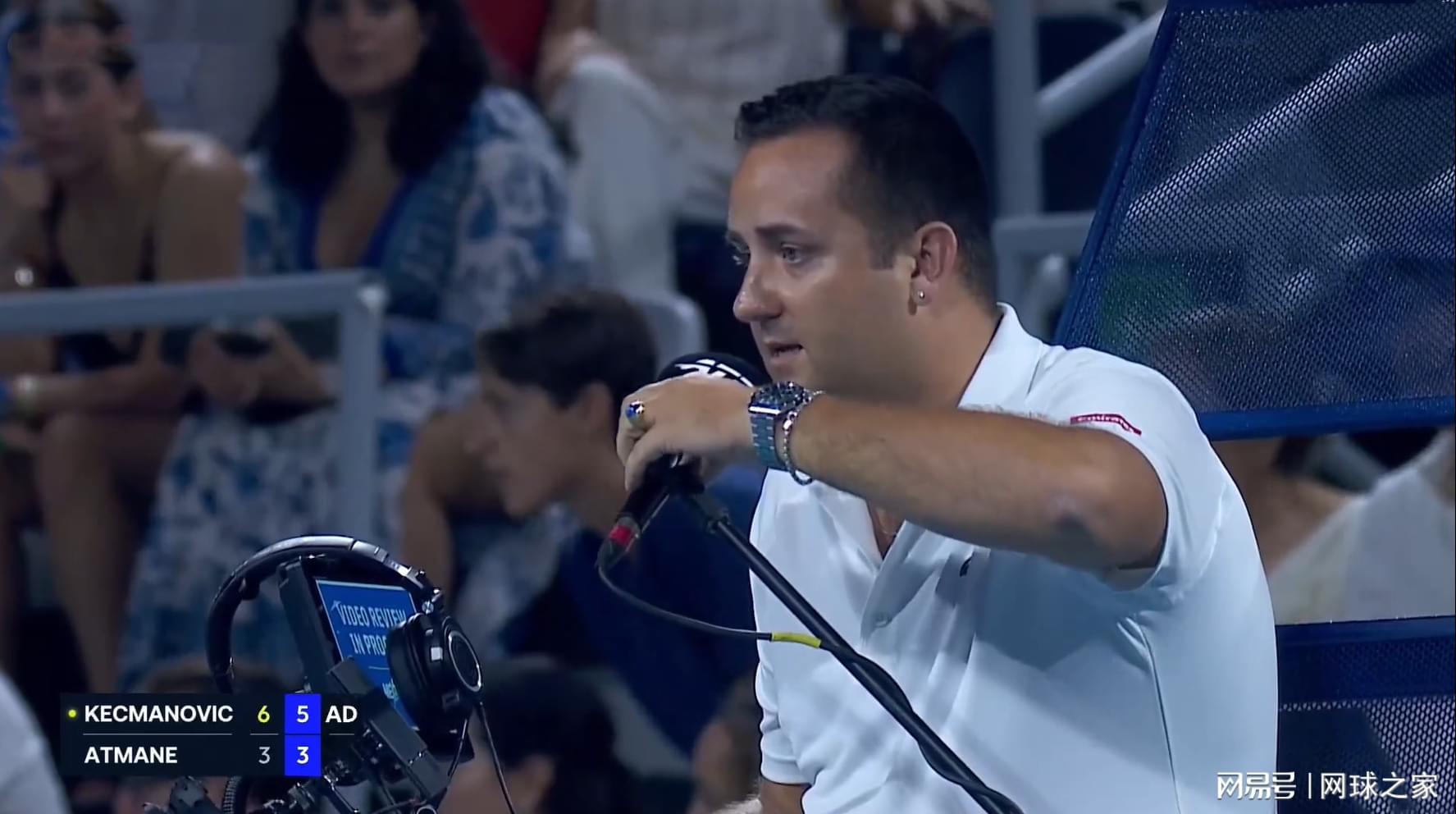 星空体育下载-历史罕见!接发球员、面对赛点、超时被罚分、直接输掉比赛